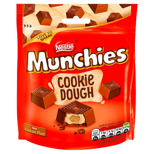 Nestle Munchies Cookie Dough - Cioccolatini gusto Cookie Dough - 101g